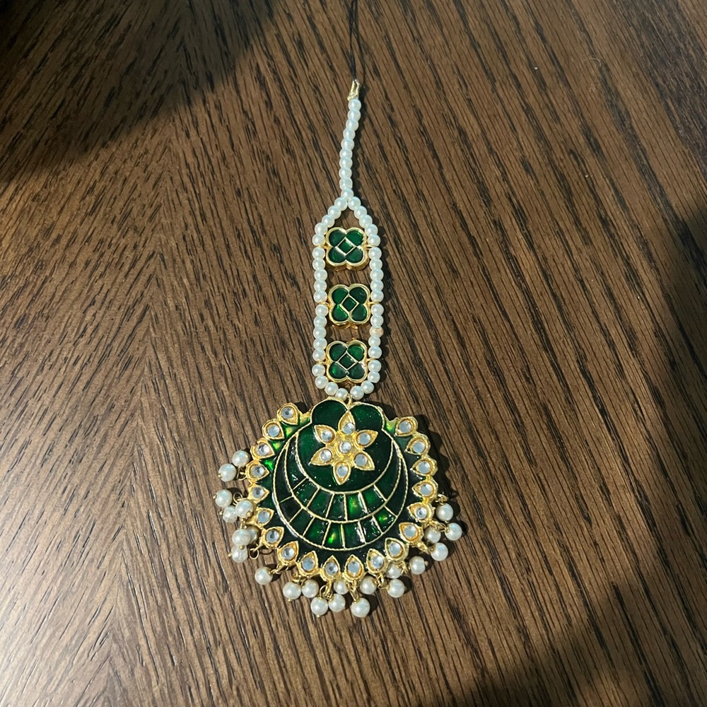 Green Tikka indian pakistani jewelry traditional headpiece